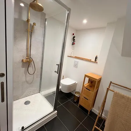 Charming Apartment, 100 M2 Apartman Holtzheim